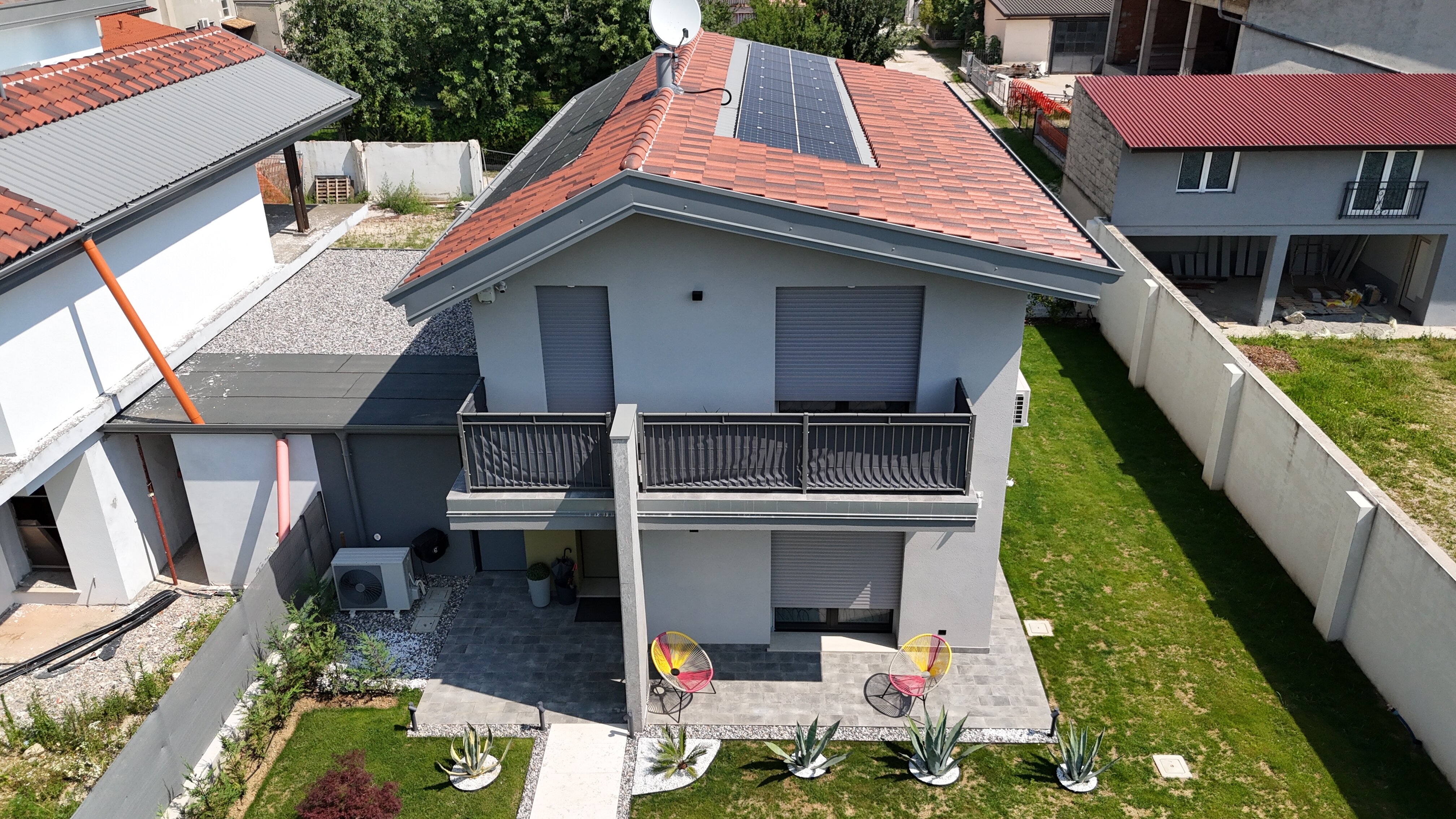 Villa zum Kauf 365.000 € 5 Zimmer 140 m²<br/>Wohnfläche 215 m²<br/>Grundstück Via Piave Calvagese della Riviera