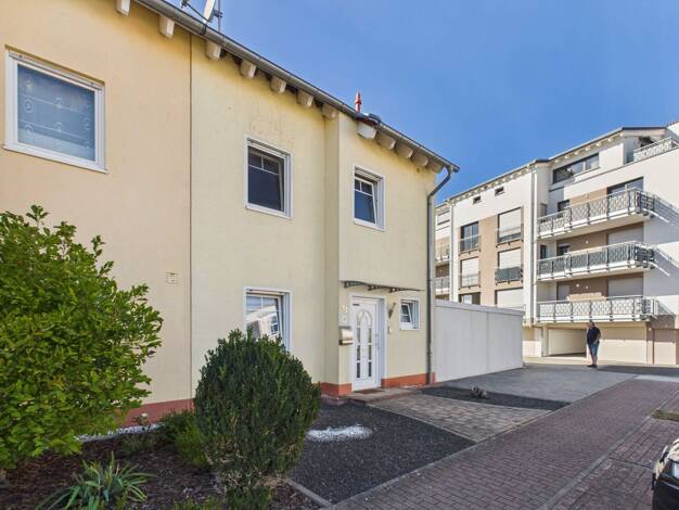 Reihenendhaus zum Kauf 299.000 € 5,5 Zimmer 130 m² 153 m² Grundstück Bad Sobernheim Bad Sobernheim 55566
