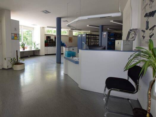 Büro zur Miete 345 m² Bürofläche Laufamholz Nürnberg 90482