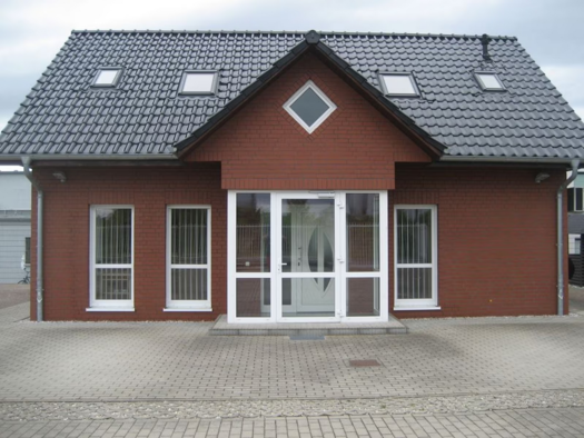 Einfamilienhaus zum Kauf 460.000 € 4 Zimmer 140 m² 2.300 m² Grundstück West Dessau-Roßlau 06847