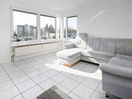 Wohnung zum Kauf 160.000 € 2,5 Zimmer 68 m² 4. Geschoss Altwarmbüchen Isernhagen 30916