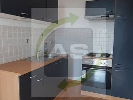 Wohnung zur Miete 425 € 3 Zimmer 71 m² 2. Geschoss frei ab 01.11.2026 Feodorstraße 2 a Pölbitz Zwickau 08058