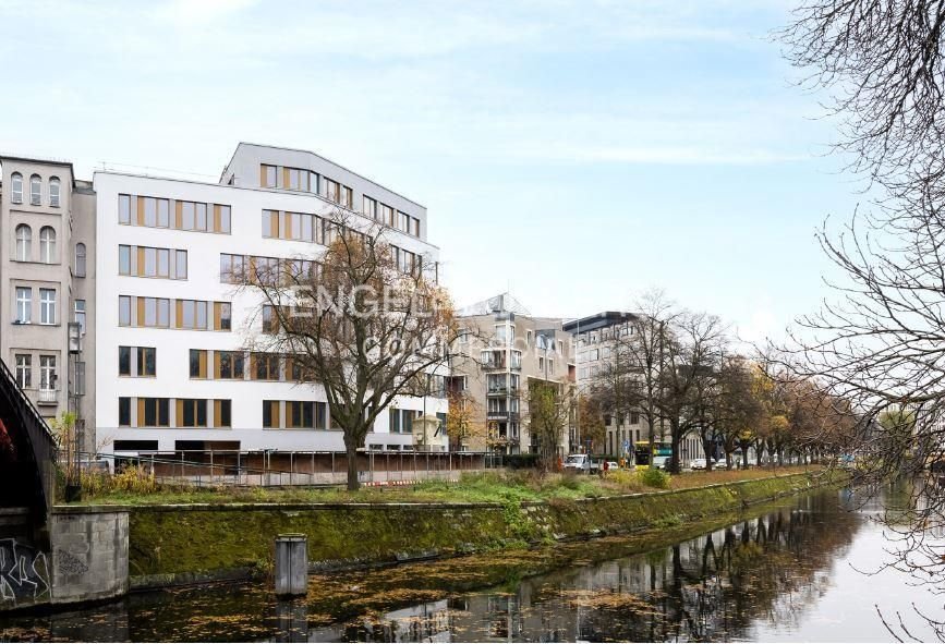 Büro-/Praxisfläche zur Miete 29 € 715,6 m²<br/>Bürofläche ab 715,6 m²<br/>Teilbarkeit Tiergarten Berlin 10785