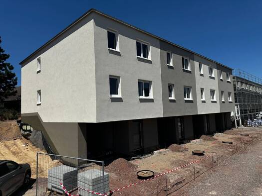Reihenmittelhaus zur Miete - Erstbezug 1.950 € 5 Zimmer 154 m² 165 m² Grundstück frei ab 15.11.2026 Lachen-Speyerdorf Neustadt an der Weinstraße 67435