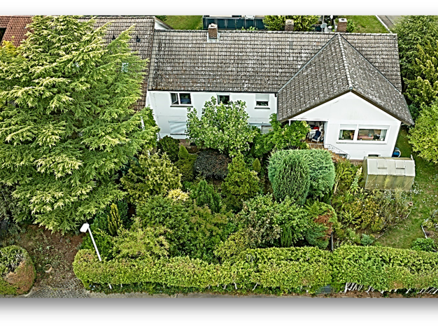 Haus zum Kauf 796.000 € 12 Zimmer 283 m² 1.029 m² Grundstück Röttbach Kreuzwertheim 97892