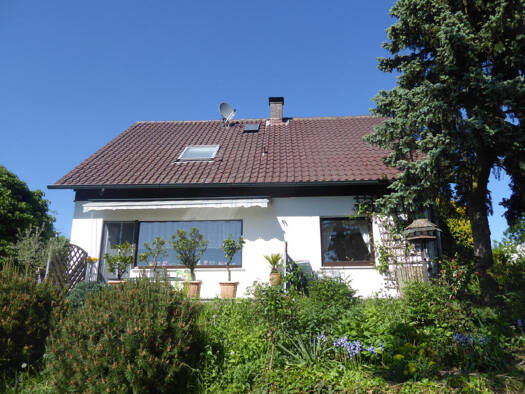 Einfamilienhaus zum Kauf 295.000 € 4 Zimmer 130 m² 1.071 m² Grundstück Markt Taschendorf 91480