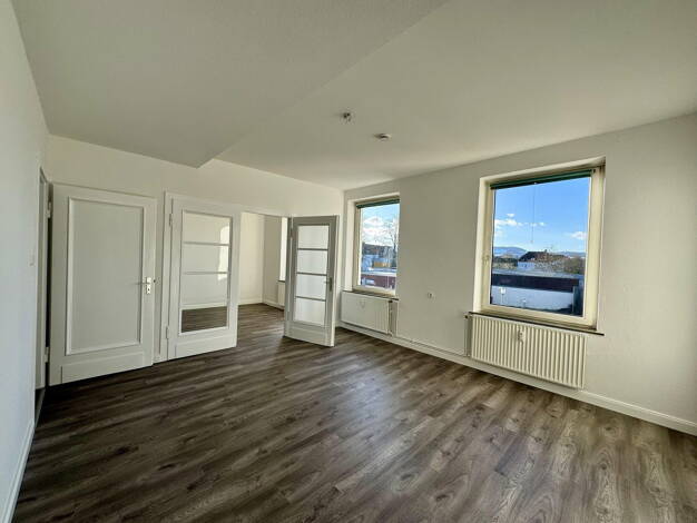 Wohnung zur Miete 690 € 3 Zimmer 87 m² 1. Geschoss Oesdorfer Straße 14 Bad Pyrmont 31812