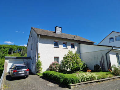 Mehrfamilienhaus zum Kauf 248.000 € 9 Zimmer 186,5 m² 1.041 m² Grundstück Rüthen Rüthen 59602