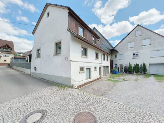 Einfamilienhaus zum Kauf 229.500 € 6 Zimmer 230 m² 122 m² Grundstück Eutingen Eutingen im Gäu 72184
