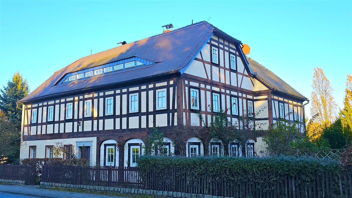 Mehrfamilienhaus zum Kauf 172.000 € 13 Zimmer 327 m²<br/>Wohnfläche 890 m²<br/>Grundstück 31.12.2024<br/>Verfügbarkeit Niederoderwitz Oderwitz 02791