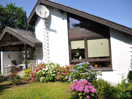 Einfamilienhaus zum Kauf 295.000 € 4 Zimmer 160 m² 700 m² Grundstück frei ab sofort Kaisersesch 56759