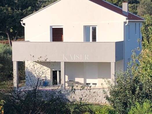 Haus zum Kauf 380.000 € 4 Zimmer 135 m² Tkon Tkon