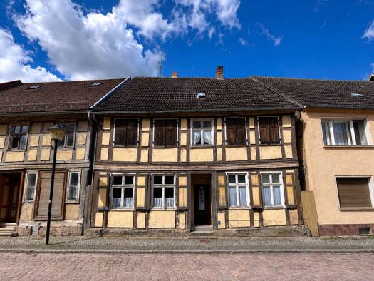 Reihenmittelhaus zum Kauf 80.000 € 7 Zimmer 167,7 m² 213 m² Grundstück Werben Werben (Elbe) 39615
