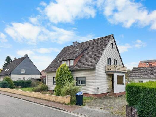 Einfamilienhaus zum Kauf 249.900 € 6 Zimmer 138 m² 925 m² Grundstück frei ab sofort Dedenhausen Uetze 31311