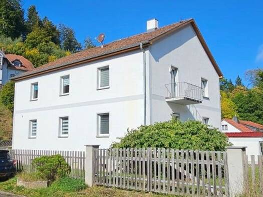 Haus zum Kauf als Kapitalanlage geeignet 260.000 € 236 m² 1.124 m² Grundstück Karl Marx Straße 23 Luisenthal 99885