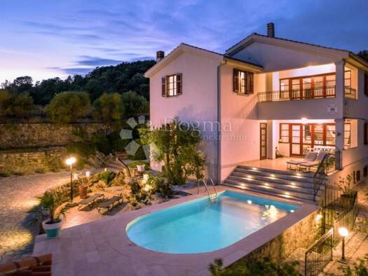 Haus zum Kauf 1.400.000 € 10 Zimmer 320 m² Kampor, Rab Rab