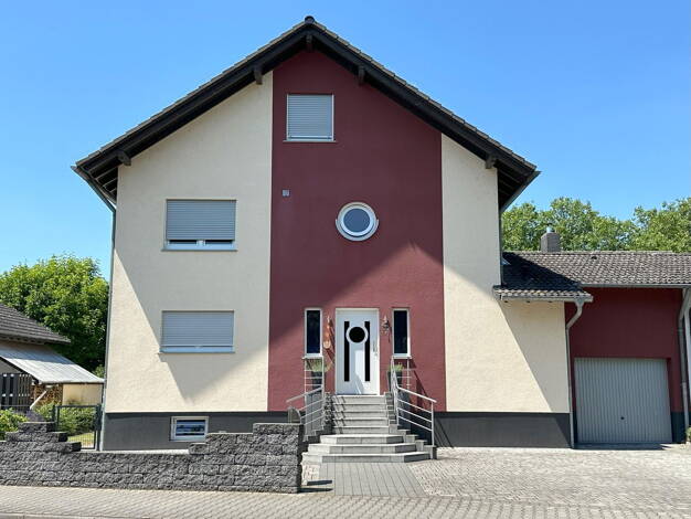 Einfamilienhaus zum Kauf provisionsfrei 798.000 € 6 Zimmer 191 m² 541 m² Grundstück Bischofsheim 65474
