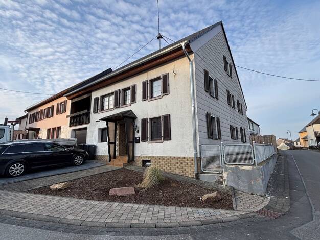 Reihenendhaus zum Kauf 249.000 € 6 Zimmer 174 m² 422 m² Grundstück frei ab sofort Monzelfeld 54472