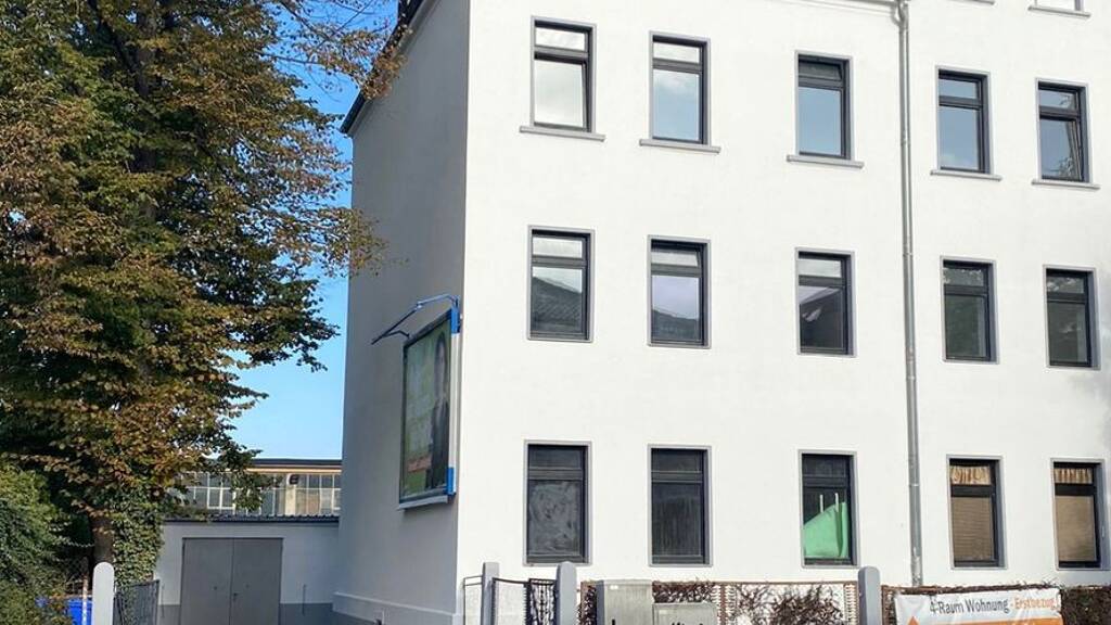 Mehrfamilienhaus zum Kauf provisionsfrei 379.000 € 400 m² 470 m² Grundstück Reichenbacher Straße 140 A Maxhütte Zwickau 08056
