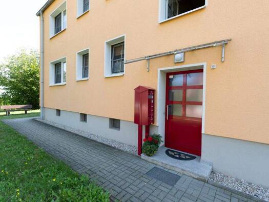 Wohnung zur Miete 323 € 2 Zimmer 49 m² EG Am Rosengarten 21 Dorndorf-Steudnitz Dornburg-Camburg 07774