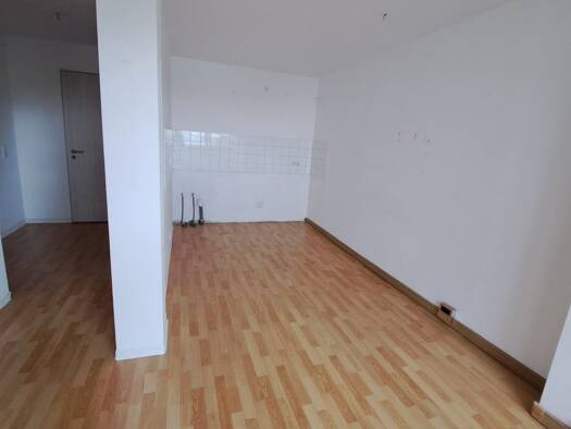 Wohnung zur Miete 330 € 2 Zimmer 42,3 m² 6. Geschoss Mecklenburgring 66 Eschberg Mitte 66121