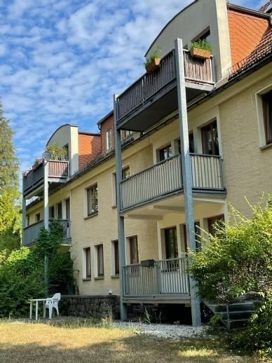 Wohnung zur Miete 700 € 4 Zimmer 91 m²<br/>Wohnfläche 1.<br/>Geschoss ab sofort<br/>Verfügbarkeit Niclaser Str. 2a Lichtenstein Lichtenstein 09350