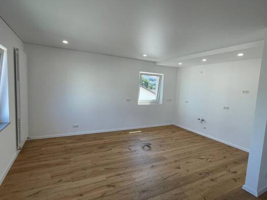 Wohnung zum Kauf provisionsfrei 210.000 € 3 Zimmer 77 m² Geschoss 2/3 frei ab sofort Adlerstraße 41 Innenstadt Pirmasens 66955