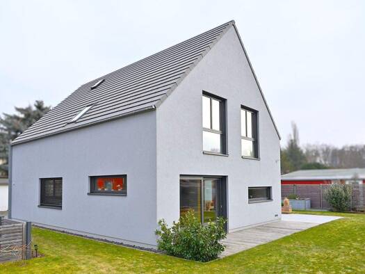 Einfamilienhaus zum Kauf 795.000 € 5 Zimmer 160,1 m² 738 m² Grundstück Prohlis-Nord Dresden 01237