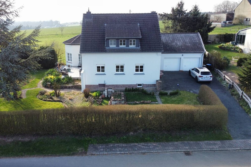 Immobilie in Schwarzenborn - Ihr neues Zuhause - Einfamilienhaus in Schwarzenborn - Bild 1