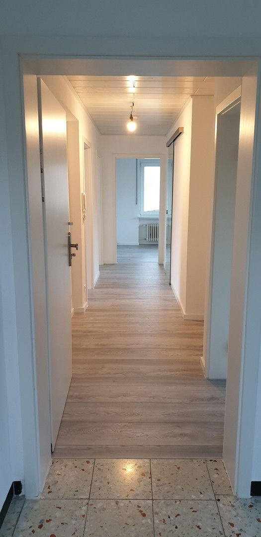 Wohnung zur Miete 895 € 4 Zimmer 81 m²<br/>Wohnfläche 1.<br/>Geschoss 01.04.2025<br/>Verfügbarkeit Steinheim Steinheim 89555