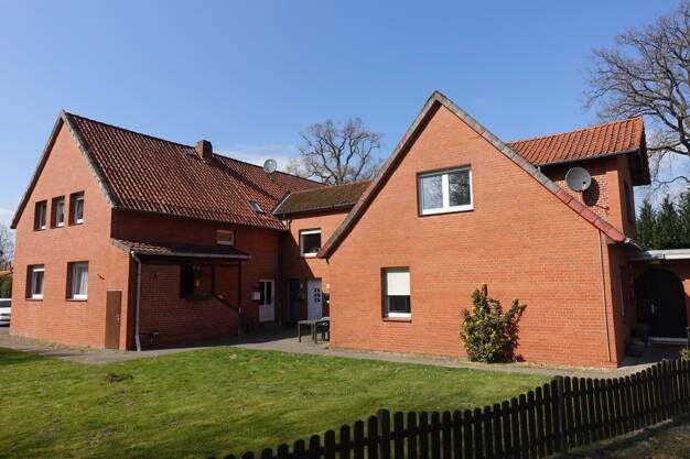 Mehrfamilienhaus zum Kauf 345.000 € 403 m² 1.285 m² Grundstück Wietzen Wietzen 31613