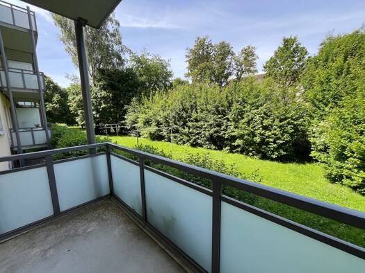 Wohnung zur Miete 305 € 2 Zimmer 50 m² 3 Geschosse frei ab sofort Scharfensteiner Straße 26 Altchemnitz Altchemnitz 09120