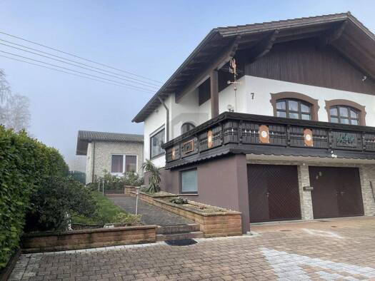 Einfamilienhaus zum Kauf 525.000 € 10 Zimmer 270 m² 3.000 m² Grundstück Rappweiler Weiskirchen 66709