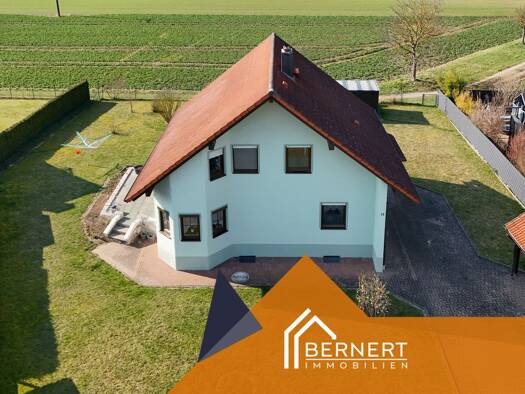 Einfamilienhaus zum Kauf 349.000 € 5 Zimmer 118,4 m² 1.130 m² Grundstück Redwitz Redwitz an der Rodach 96257