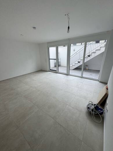 Wohnung zur Miete 800 € 2 Zimmer 63 m² Geschoss EG/3 frei ab sofort Hemmingen 71282