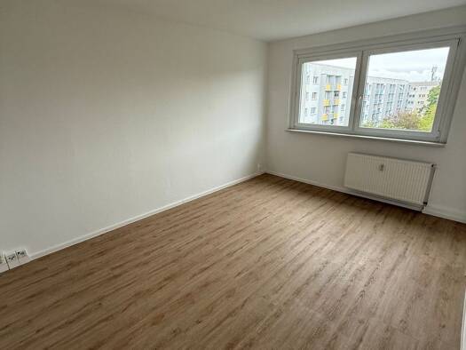 Wohnung zur Miete 283 € 2 Zimmer 41,7 m² 3. Geschoss frei ab 01.10.2026 Louis-Jentzsch-Straße 2 Silberhöhe Halle (Saale) 06132