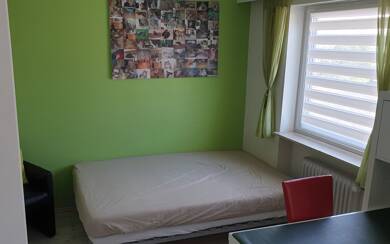 WG-Zimmer zur Miete Wohnen auf Zeit 560 € 18 m² frei ab 04.01.2026 Pestalozzistr. 0 Bruchköbel Bruchköbel 63486