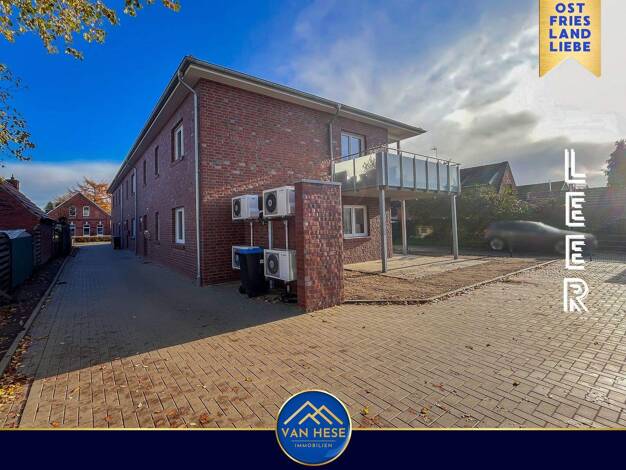 Wohnung zur Miete 1.050 € 3 Zimmer 81 m² frei ab sofort Friedhofstraße 9 Loga Leer 26789