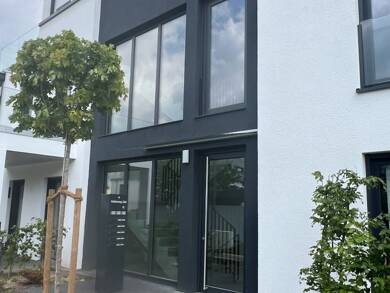 Wohnung zur Miete - Erstbezug 1.670 € 4 Zimmer 129 m² 1. Geschoss Hellerweg 39d Innenstadt Herford 32052