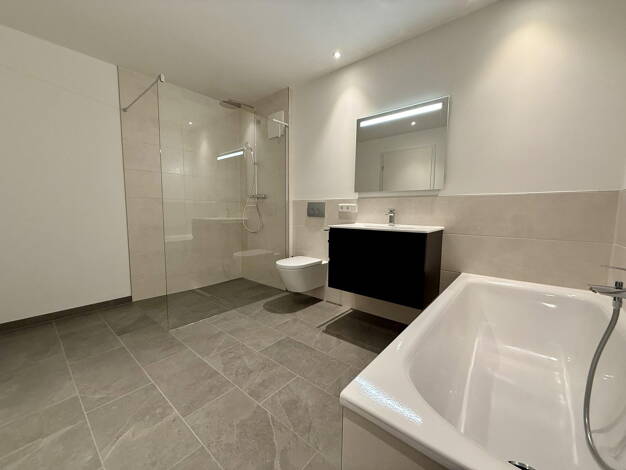 Wohnung zur Miete - Erstbezug 1.170 € 3 Zimmer 103 m² EG frei ab sofort Am Steinkart 5b Griesbach Bad Griesbach im Rottal 94086