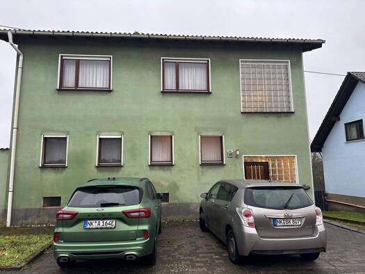 Einfamilienhaus zum Kauf 126.000 € 8 Zimmer 162 m² 505 m² Grundstück frei ab sofort Heiligenwald Schiffweiler 66578