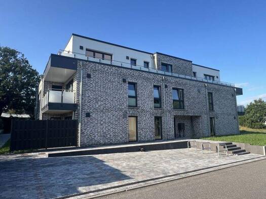 Wohnung zum Kauf 281.000 € 3 Zimmer 89,5 m² 1. Geschoss frei ab 01.04.2026 Storchenweg 2 Wacken 25596