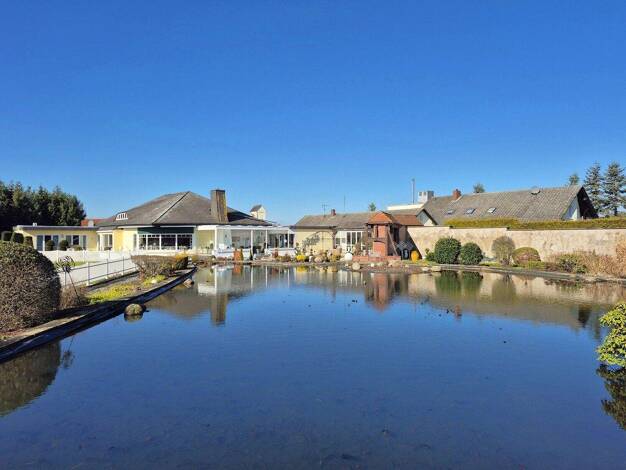 Villa zum Kauf 1.700.000 € 18 Zimmer 854 m² 105.437 m² Grundstück Alswede Lübbecke 32312