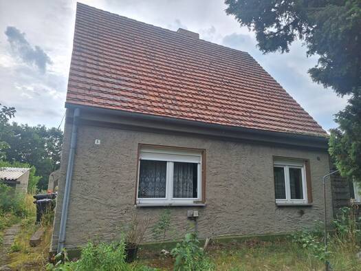 Einfamilienhaus zum Kauf 86.000 € 4 Zimmer 104 m² 4.044 m² Grundstück Beeskow Beeskow 15848
