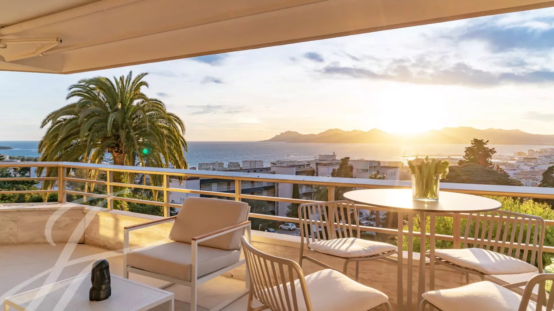 Apartment zum Kauf provisionsfrei 1.980.000 € 4 Zimmer 100 m²<br/>Wohnfläche 6.<br/>Geschoss La Californie Cannes 06400