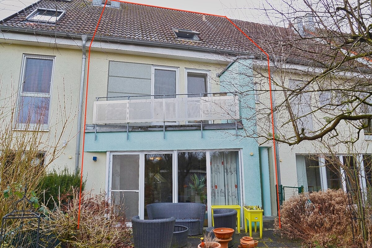 Reihenmittelhaus zum Kauf 597.000 € 6 Zimmer 136 m²<br/>Wohnfläche 160 m²<br/>Grundstück Böfingen - Mitte Ulm 89075