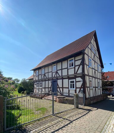 Haus zum Kauf provisionsfrei 299.000 € 192 m² 700 m² Grundstück frei ab sofort Kirchstraße 23 Lindewerra 37318