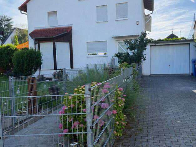 Doppelhaushälfte zum Kauf provisionsfrei 895.000 € 7 Zimmer 210 m² 400 m² Grundstück Kelkheim Kelkheim 65779