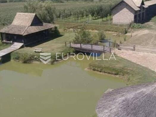 Haus zum Kauf 58.000 € 1 Zimmer 15.600 m² Velika Kopanica Velika Kopanica