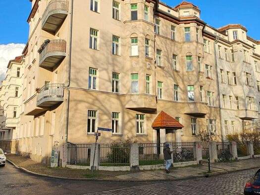 Wohnung zur Miete 430 € 2 Zimmer 59,8 m² EG frei ab sofort Theodor-Neubauer-Straße 21 Anger-Crottendorf Leipzig 04318